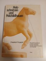 Holz-schnitzen und Holzbildhauen