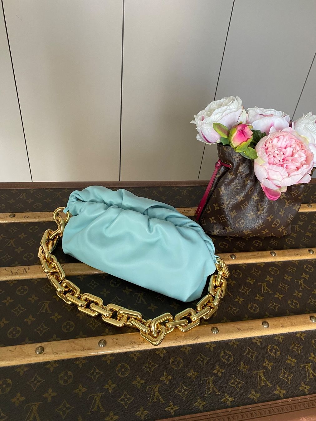 Bottega Veneta Taschen für Damen: Original Bottega Veneta Chain Pouch – Neu (gemäss Beschreibung) aus Kilchberg ZH von happyymee 3