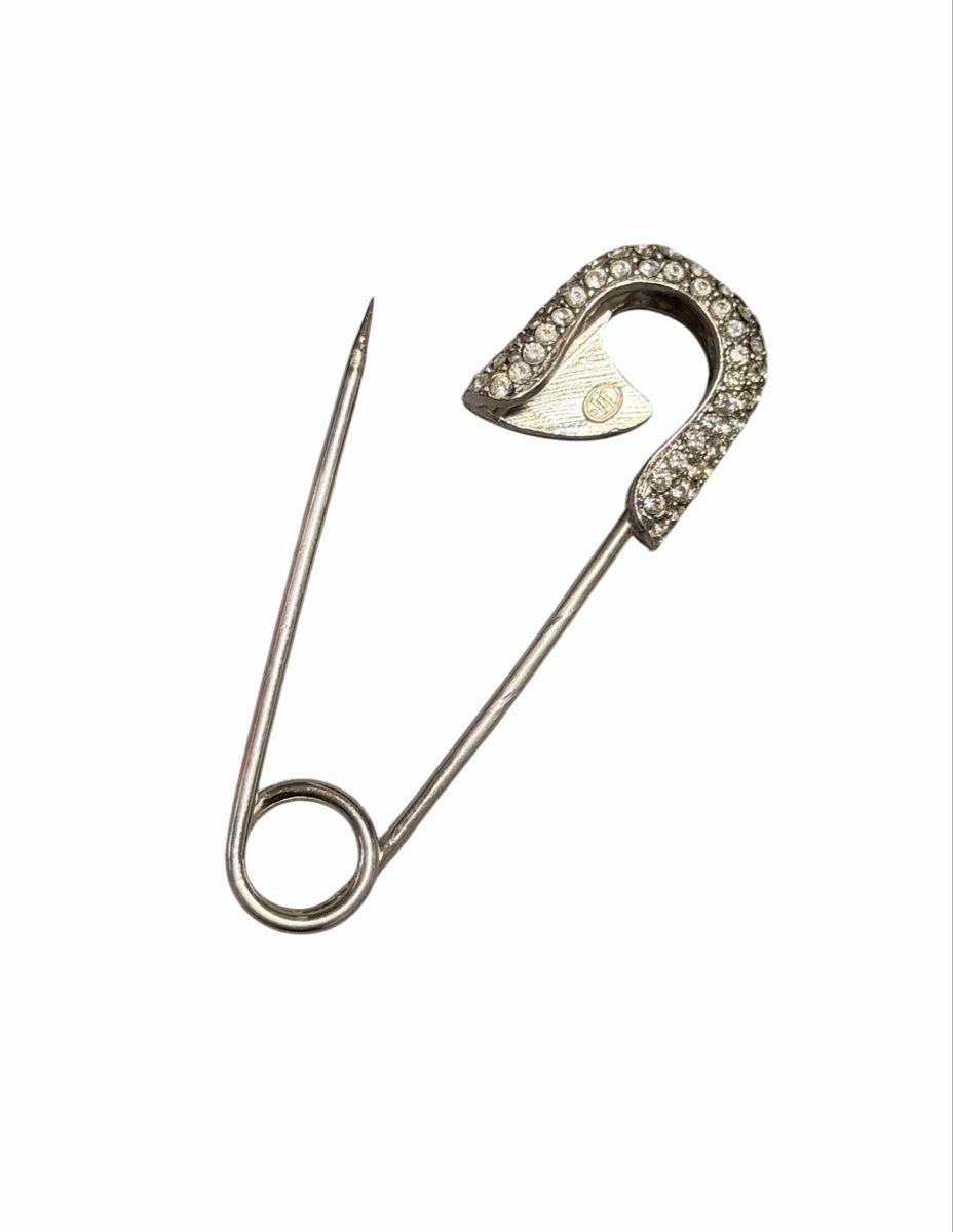Broschen & Nadeln: Dior - Broche - Collection Galliano – Gebraucht aus Renens VD von Saban2000 2
