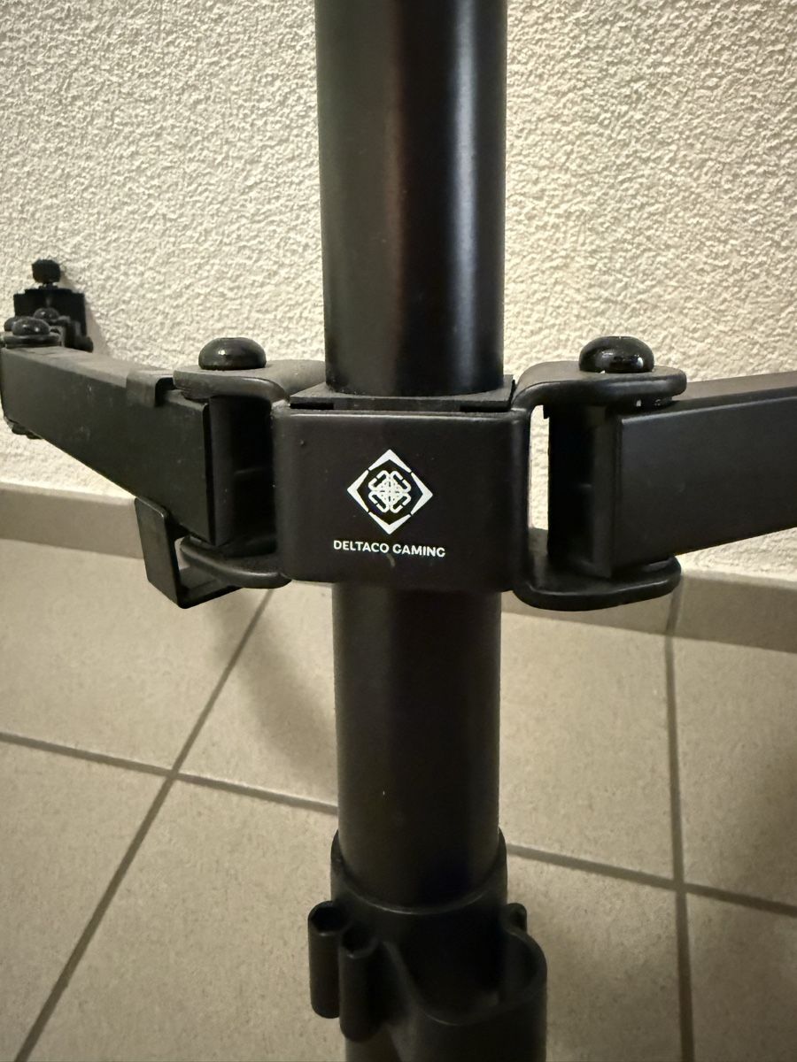 Staffa per monitor: Doppel Monitorhalterung – Usato da Biel-Benken BL venduto da nostalgicstateofmind 1
