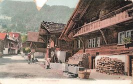 Berner Oberland (BE) – Ländliche Dorfstrasse