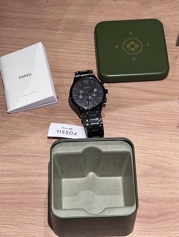 Orologi: Montre Fossile neuve – Usato da Farvagny-le-Grand venduto da marcio.fonseca 1