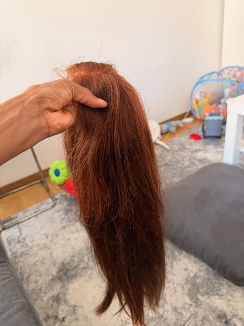 Parrucche: Wigs in good condition, hair – Usato da Uster venduto da pet_f5tg 3