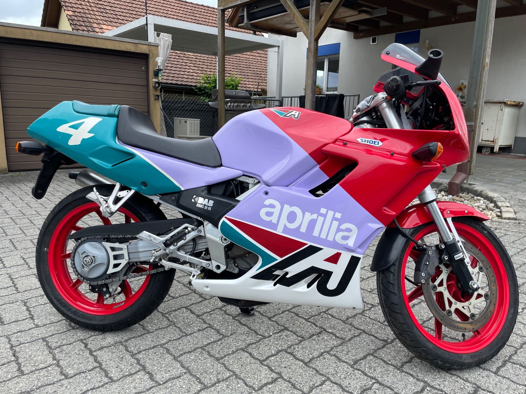 Aprilia Strasse: Aprilia AF1 Sintesi Replica 125ccm – Defekt aus Ipsach von Layco