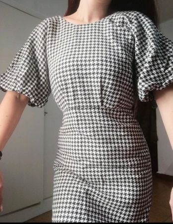 Robe Zara pied-de-poule, taille S - Chic intemporel