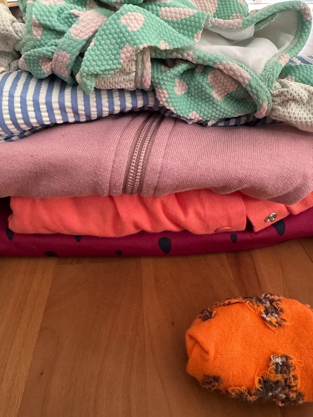 Lotti & Set di vestiti: Kleiderpaket Mädchen Grösse 74 – Usato da Hinwil venduto da Bbudget 2
