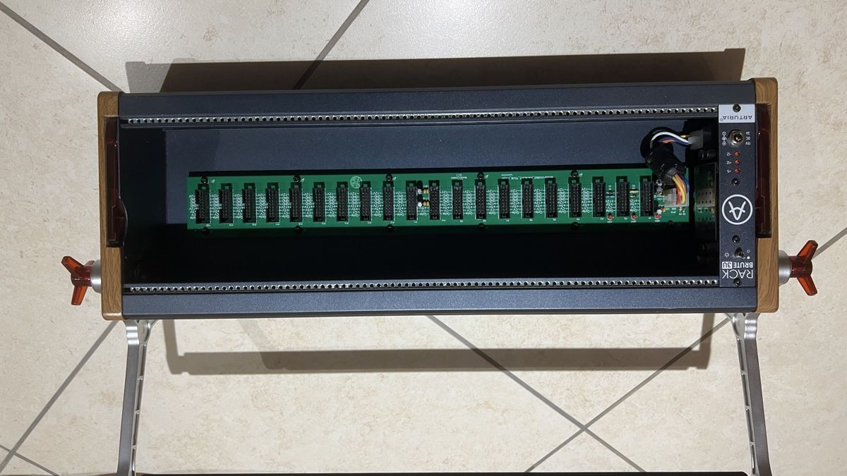 Arturia Strumenti musicali: Arturia Rack Brute 1U - Eurorack case – Usato da Meggen venduto da Hobst 2