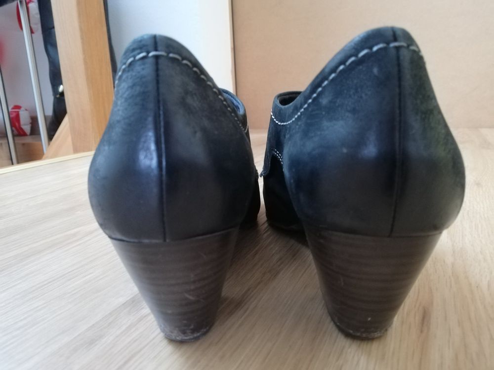 Chaussures femmes: Tamaris Lederschuhe m. Absatz elegant Büro Freizeit Vintage – D'occasion à Bütschwil par man_7zly 2