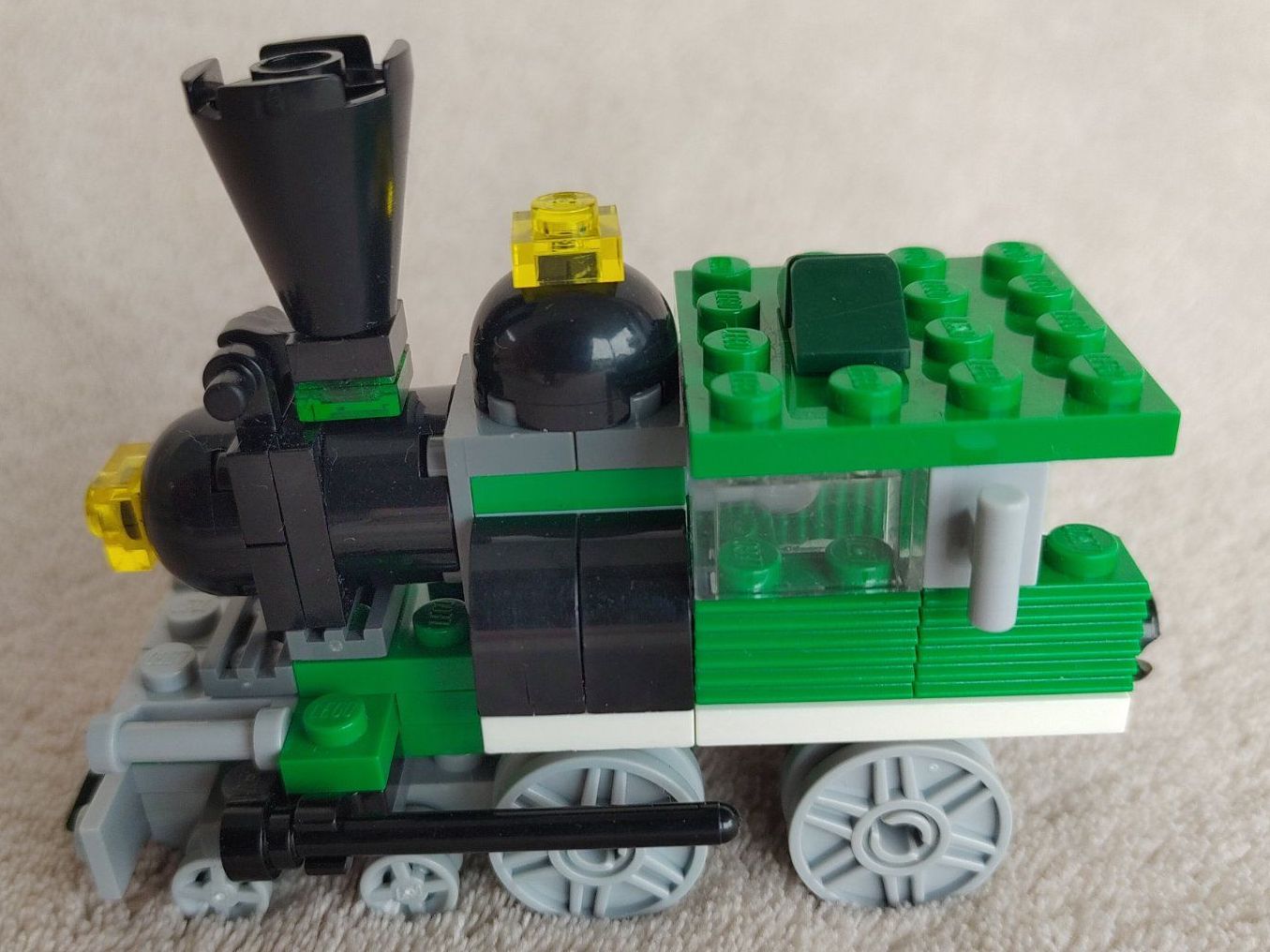 Lego Kit di costruzioni: LEGO Creator Mini Train Nr.4837 – Usato da Strengelbach venduto da Phorensic_30 1