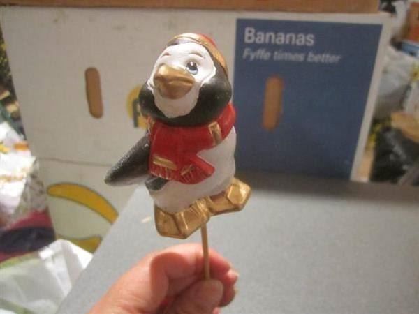 Tutte le decorazioni: Pinguin zum Einstecken – Usato da Zürich venduto da Motzkuh