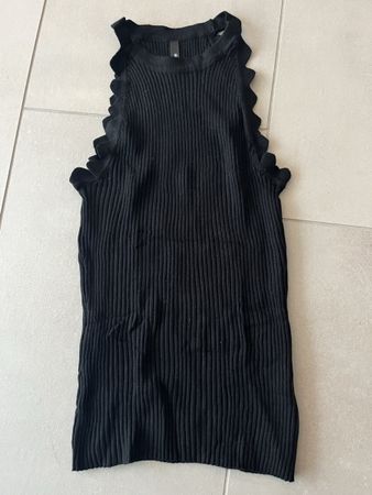 Neckholdertop schwarz gerippt XS neu