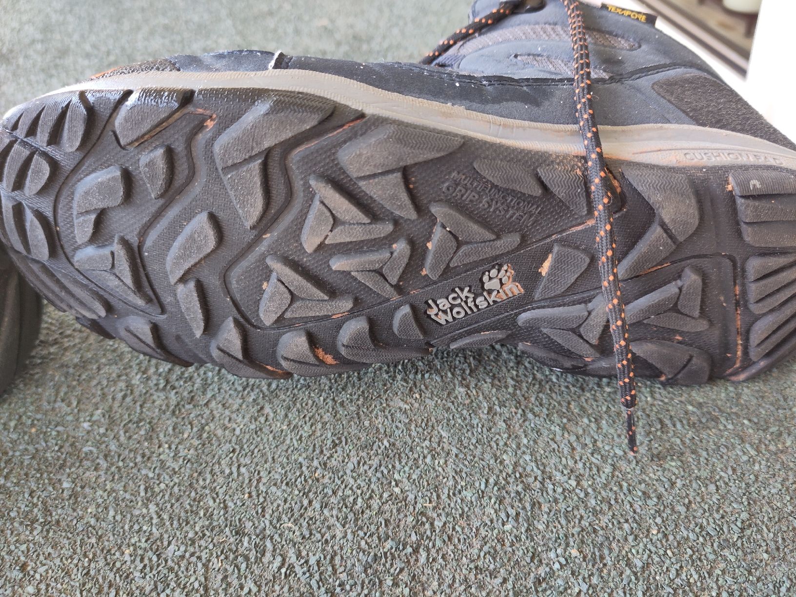 Jack Wolfskin Scarpe da uomo: Jack Wolfskin Hiking Boots, EU 39, Used – Usato da Riehen venduto da 2243 3