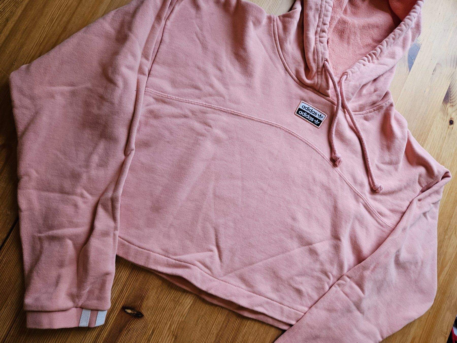 Adidas Maglioni & Felpe: Cropped Sweater adidas Grösse S retro Pullover Hoodie – Usato da Hägglingen venduto da United-Village-Trade 2