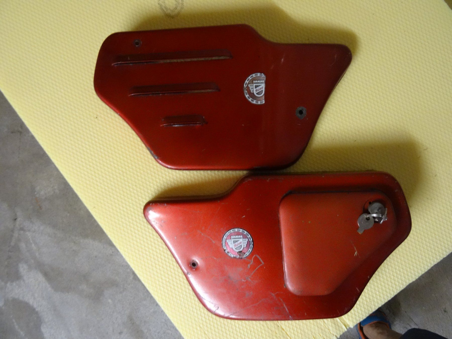 Sachs Tutti i ricambio per moto: RIXE  - SACHS 50 - 125 - 150 - ccm Seitendeckel – Usato da Niederbipp venduto da mission55impossibile