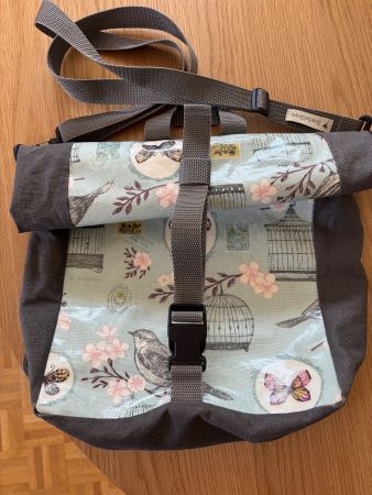 Handtasche