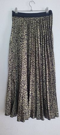 Rock mit Leoprint, Gr. M