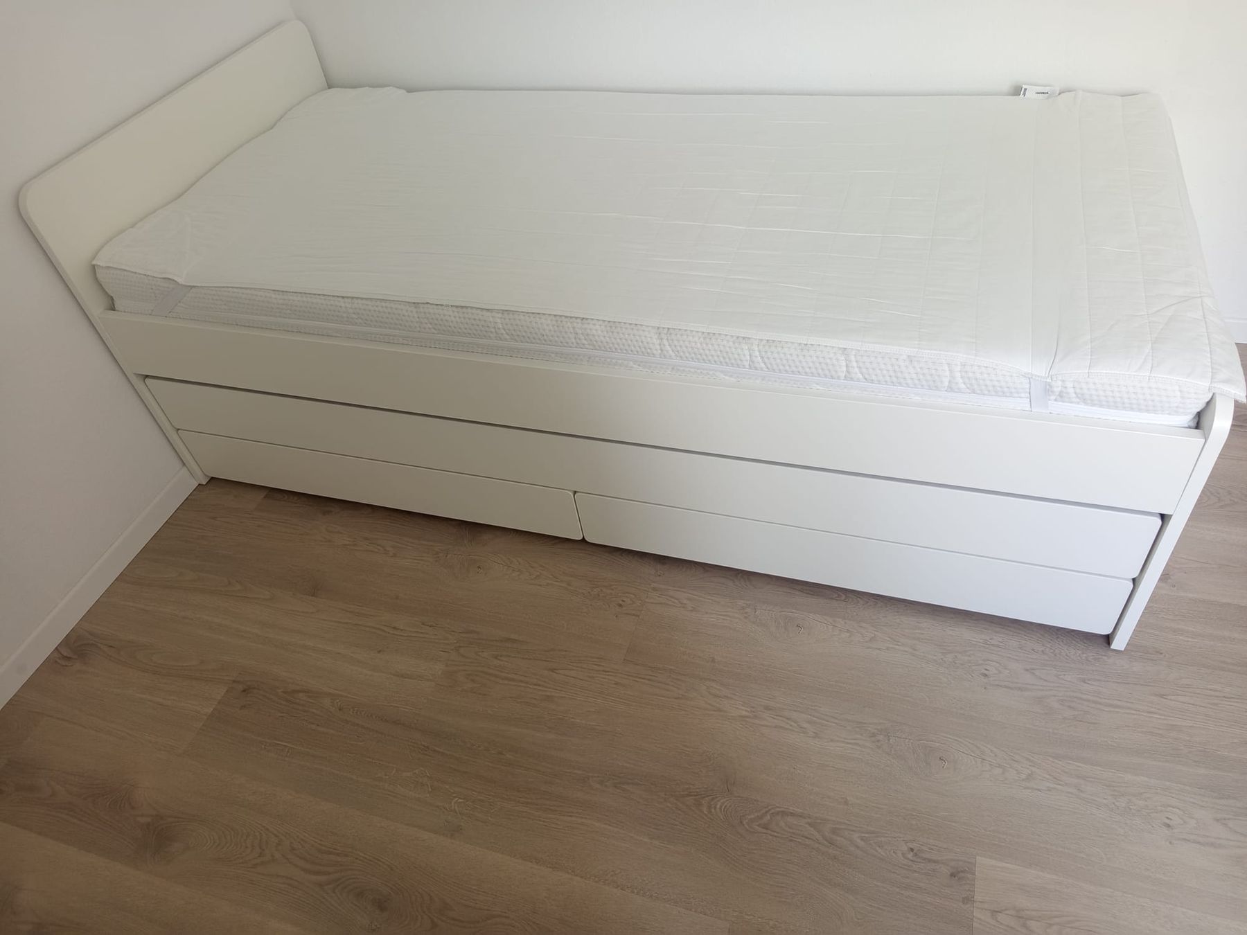 Ikea Letti: Ikea Släkt Bettgestell – Usato da Flawil venduto da Lubomir2 1