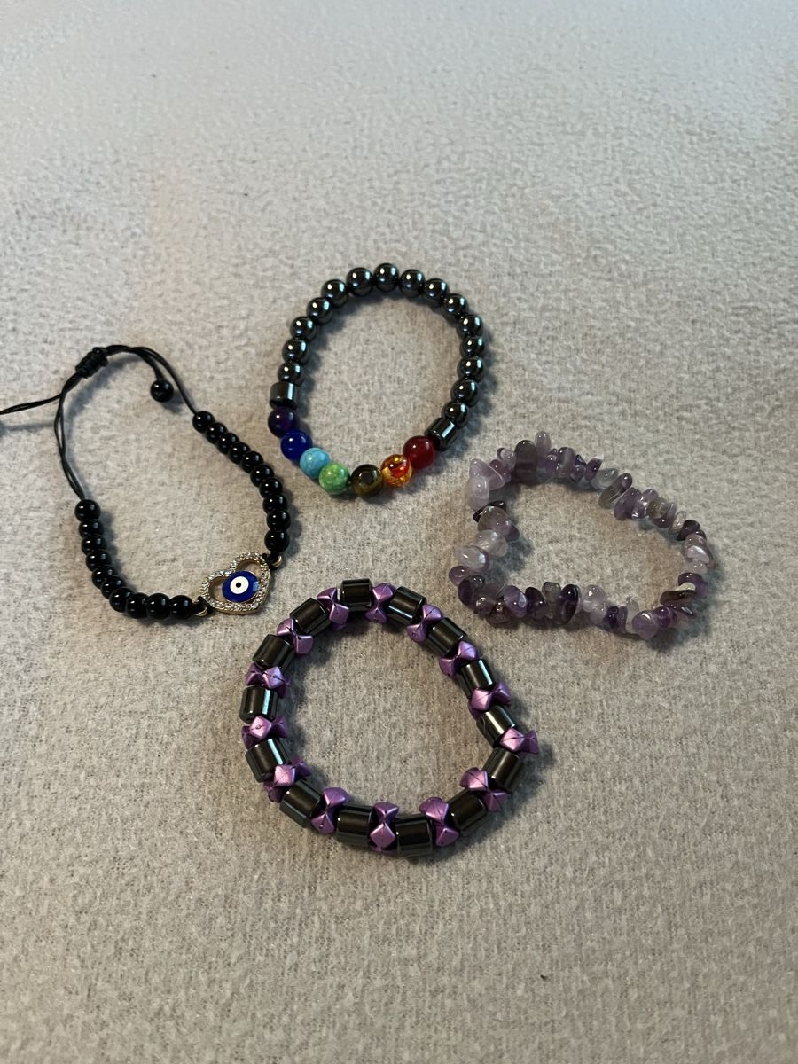 Bracciali & Braccialetti: Armbänder Set 4Stk. Chakra Amethyst – Nuovo (secondo la descrizione) da Grellingen venduto da nadu17