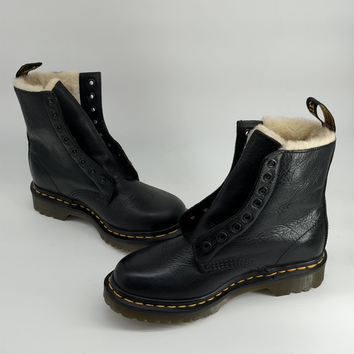 Dr. Martens Scarpe da donna: Dr. Martens Serena fourrées en cuir, taille 36 – Nuovo (secondo la descrizione) da Vessy venduto da _Callidus_ 2