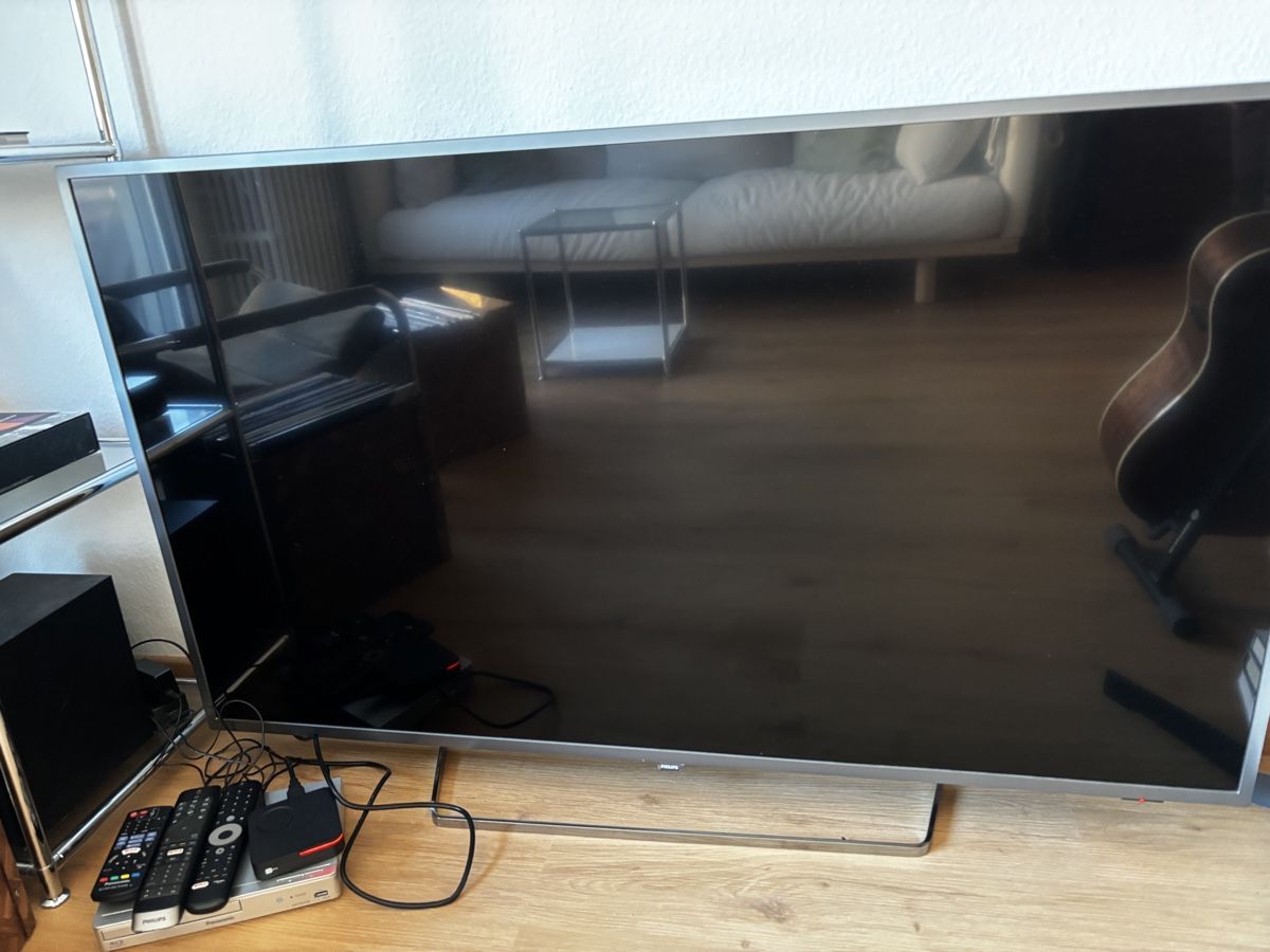 Appareils TV: Philips Ambilight 55 Zoll – D'occasion à Zürich par rgoldi