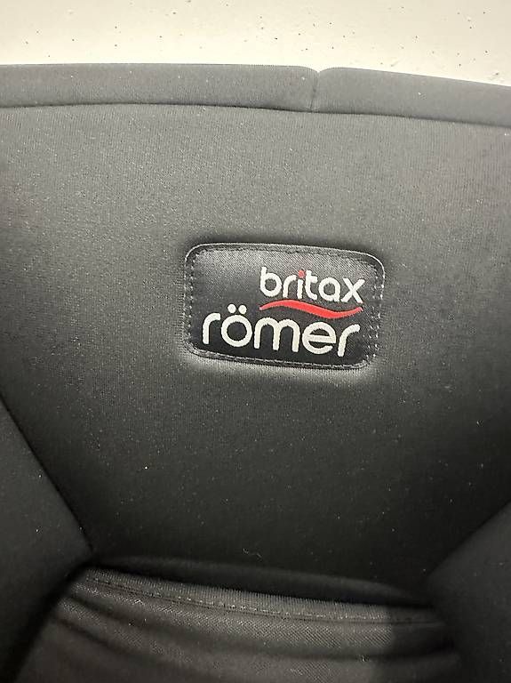 Britax Römer Auto-Kindersitze: Kindersitz Römer – Gebraucht aus Chur von Mila75 2