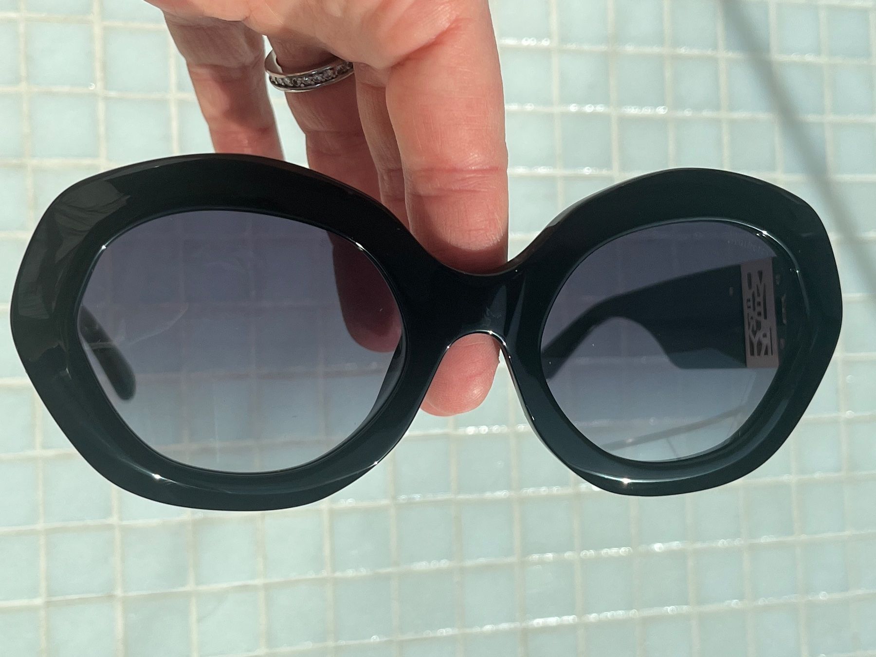 Mulberry Brillen & Gläser: Elegante Sonnenbrille von Mulbeery – Gebraucht aus Riehen von lana81 5