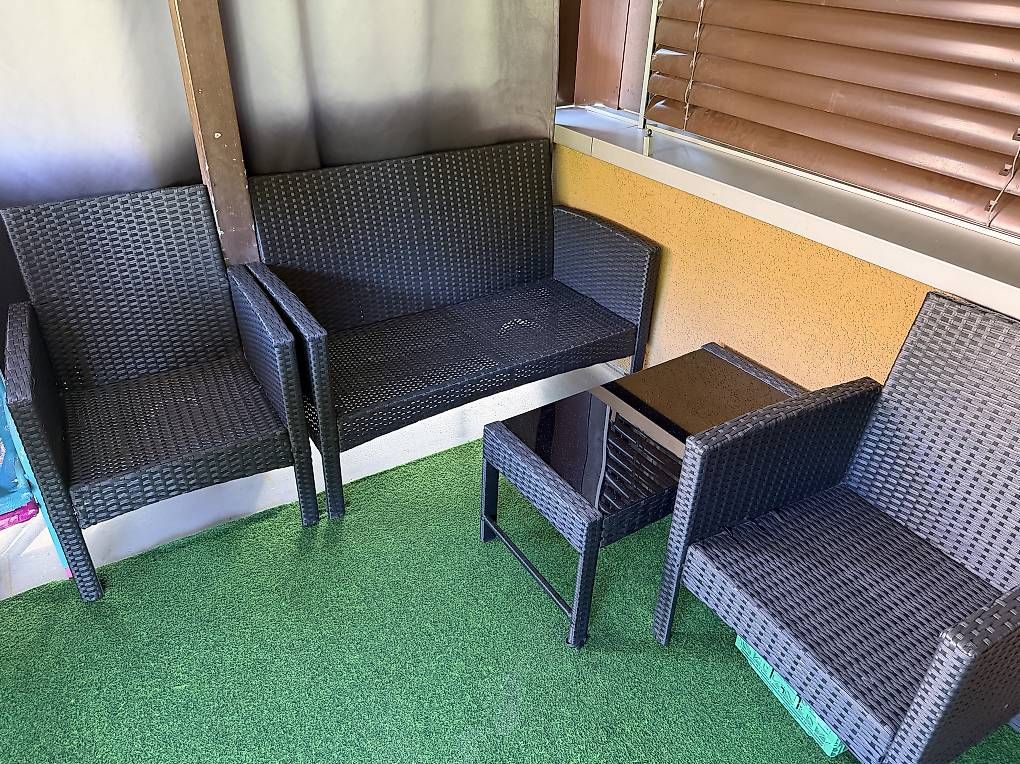Tischset: Balkonmöbel – Gebraucht aus Schönenwerd von dje_sc8c