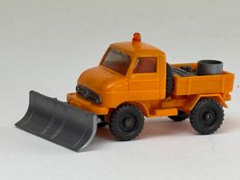 SG-Wiking Mercedes Unimog 411 mit Schneepflug