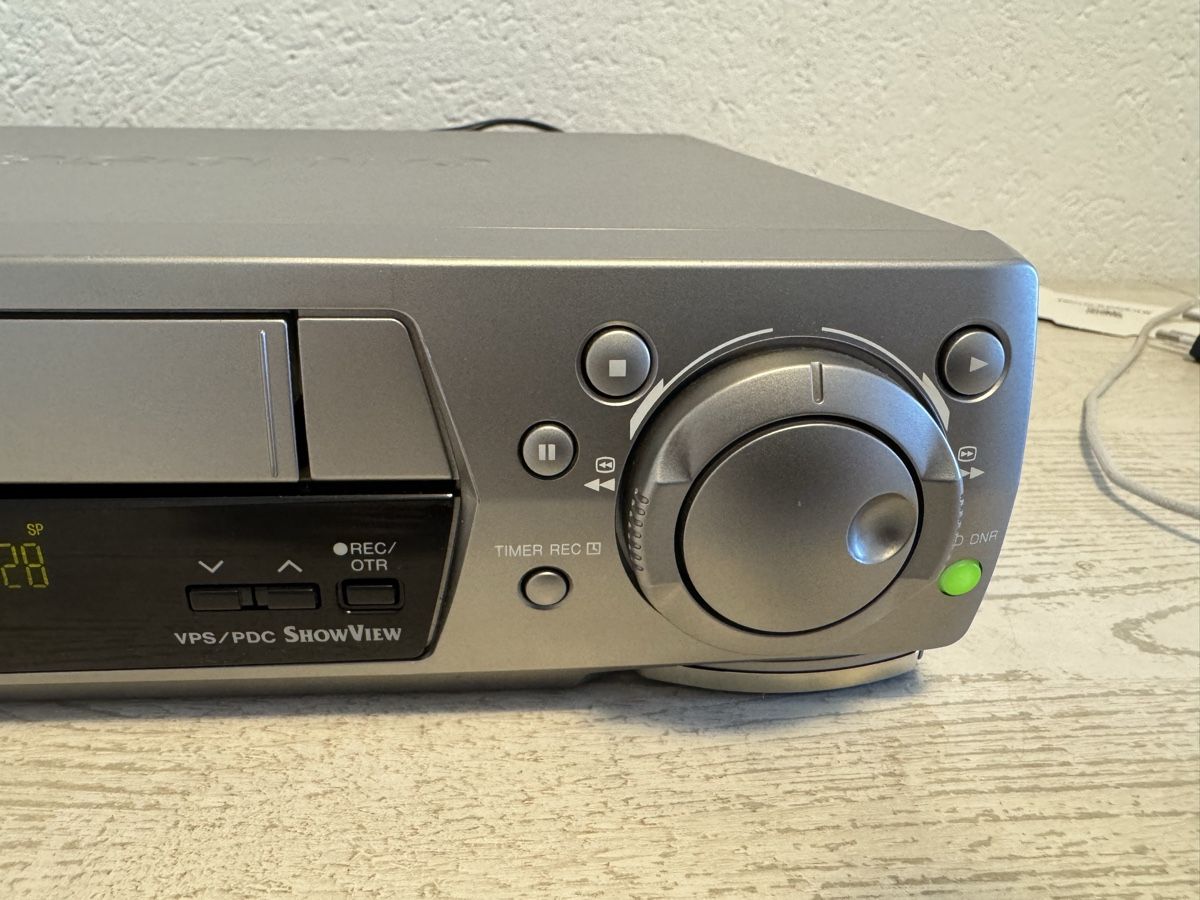 Panasonic Enregistreurs: Panasonic nv-hs850 super vhs recorder – D'occasion à Zunzgen par milesdavis76 3