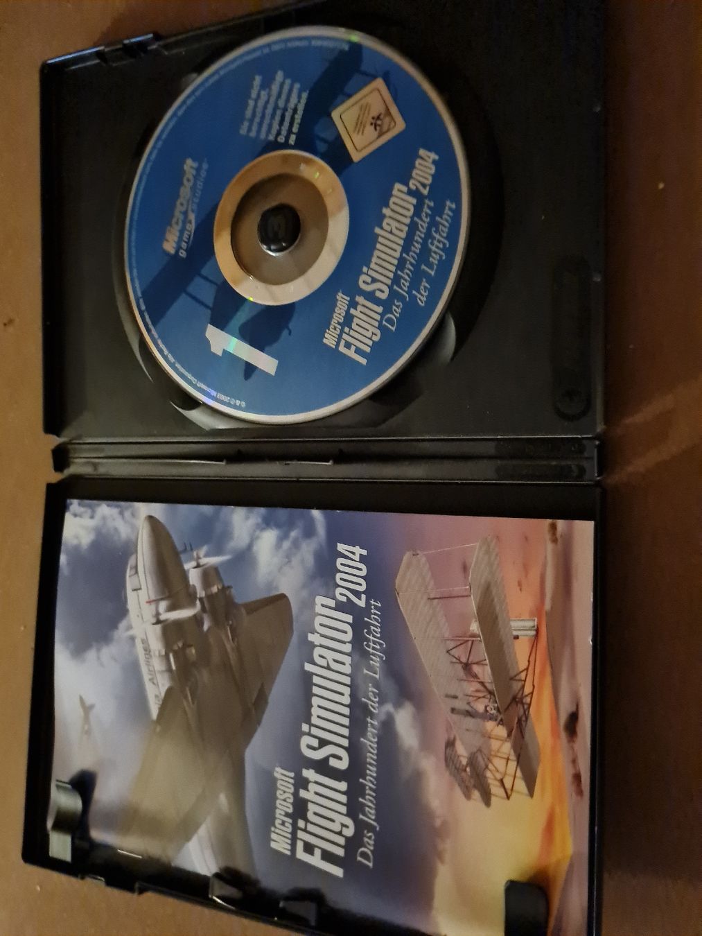 Microsoft Jeux: PC Spiel Microsoft Flight Simulator 2004  – D'occasion à Münsingen par Cuci31 3
