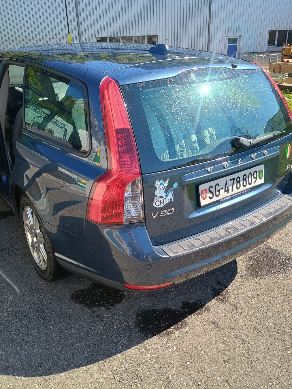 Volvo Autos: Volvo V50 2008 – D'occasion à Flums par vin_ts7v 4