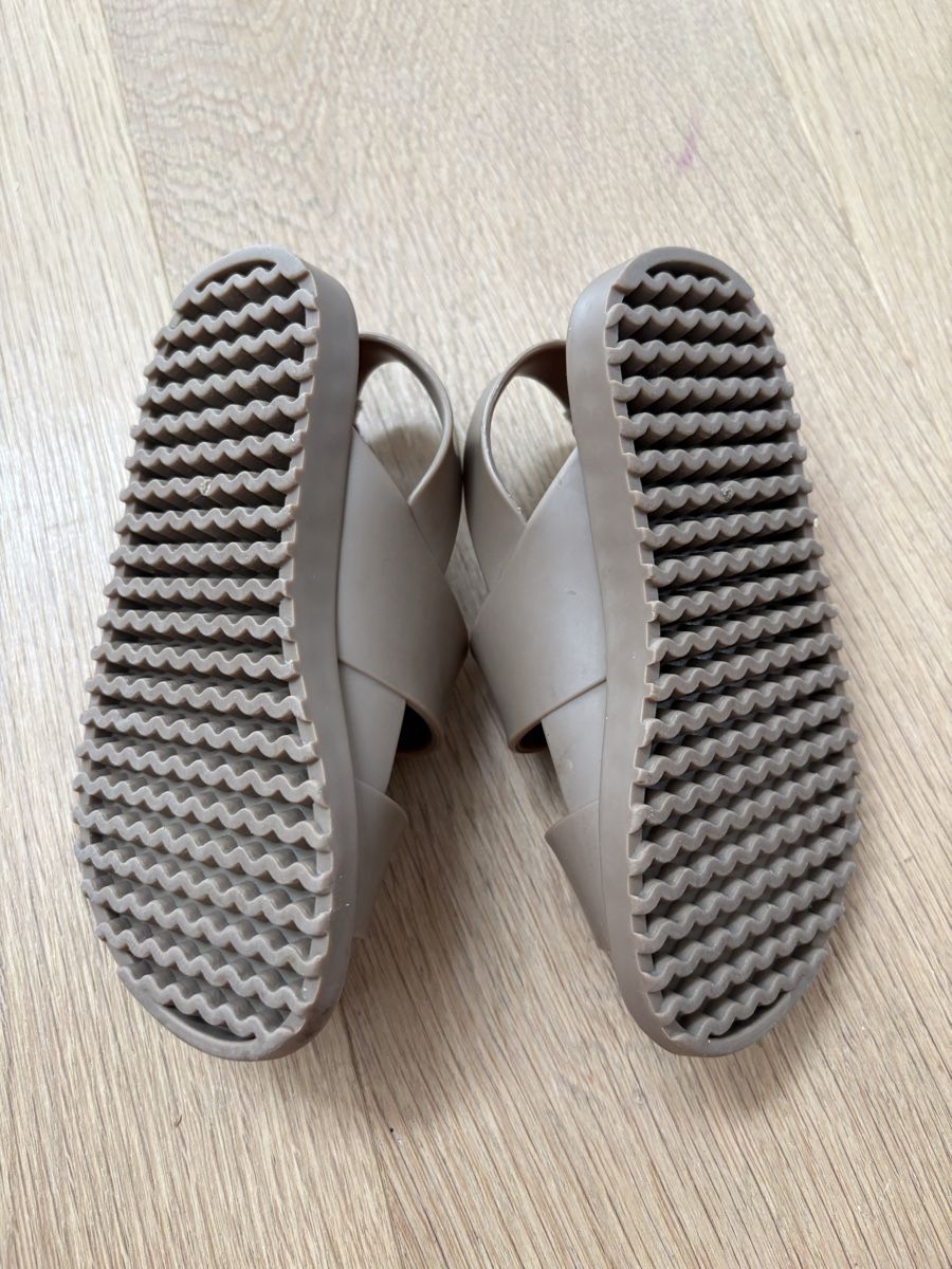 Liewood Scarpe per ragazzi: Liewood Badeschuhe Grösse 24  – Usato da Gebenstorf venduto da Sandra01031 3