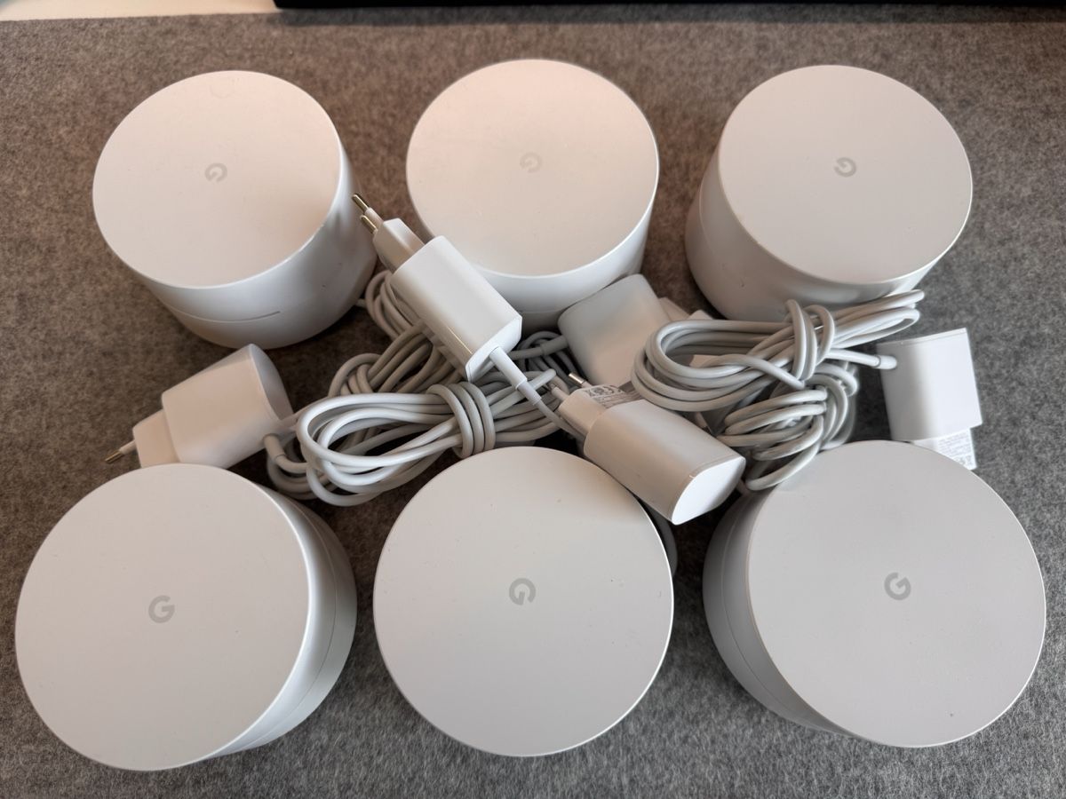 Modem & Router: 6x Google Wifi Mesh Router – Usato da Uitikon Waldegg venduto da polento1979