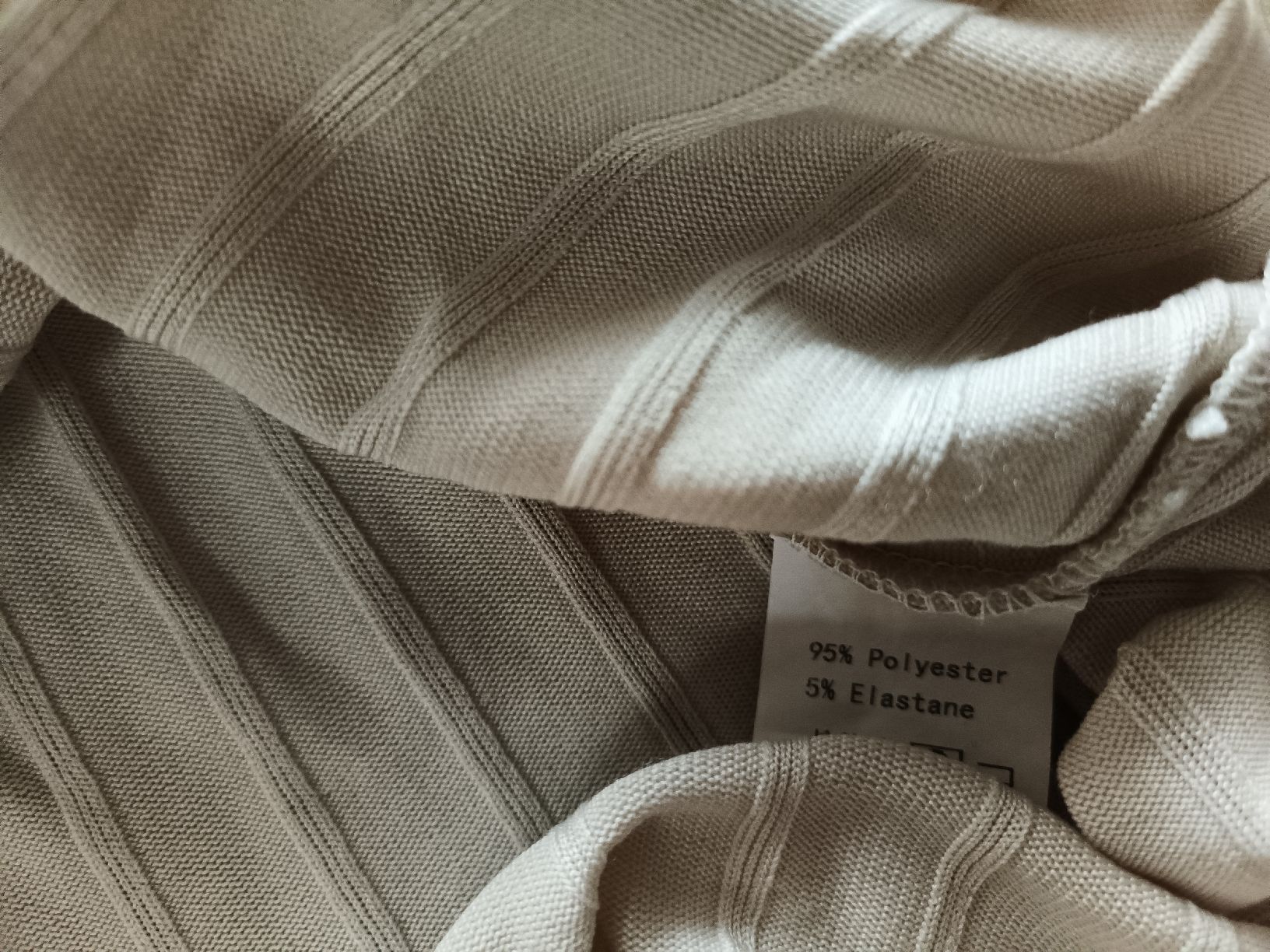 Pullover & Sweatshirts: Pullover XL/XXL – Gebraucht aus Bätterkinden von Elefantenzoo 2