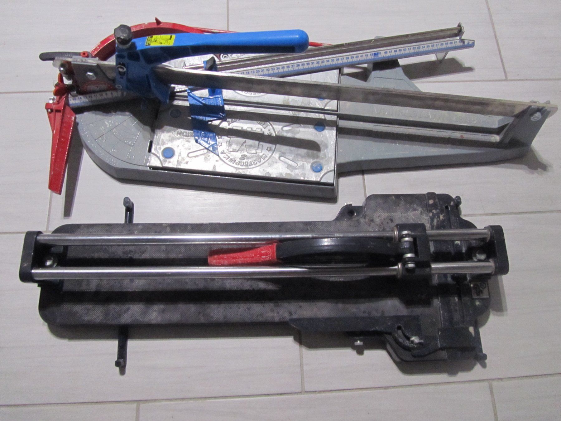 Tous les outils: Fliessen Schneidwerkzeug Set – D'occasion à Seftigen par rinagseftigen