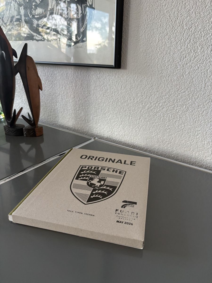 Libri: Porsche Buch Fuori Concorso 2026 – Nuovo (secondo la descrizione) da Bellach venduto da 2ndBox