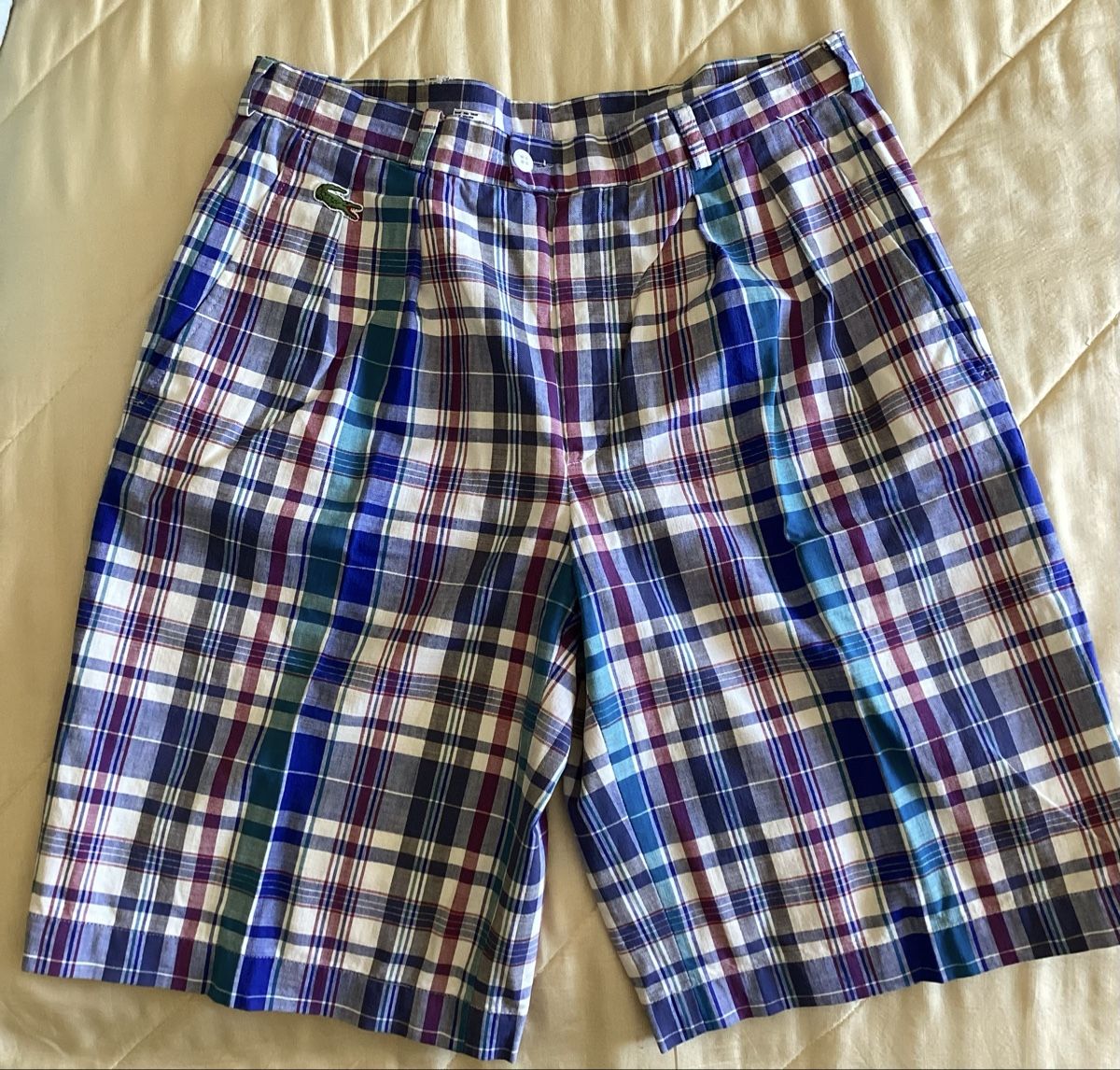 Lacoste Pantaloni: Lacoste Bermudas Vintage Gr. small – Usato da Magadino venduto da sylvierosa