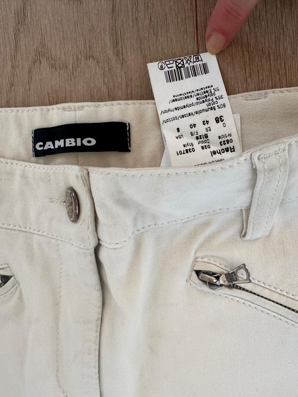Cambio Pantaloni: Cambio Damenhose – Usato da Zollikon venduto da gab_v26c 2