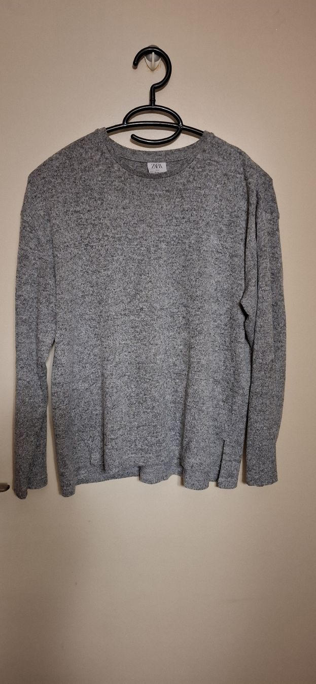 Zara Hemden, T-Shirts & Polos: Pull fin gris, ZARA Kids - 11/12 ans taille 152 – Gebraucht aus Lausanne von GeoTrouvetou1952
