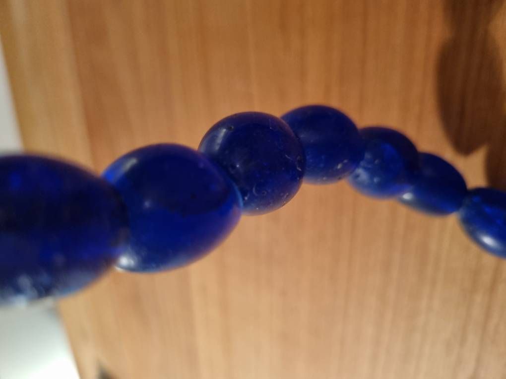Catenine: Halskette, Blau Glas mit Messing, Ethno Collier – Usato da Zürich venduto da Reimann3 1