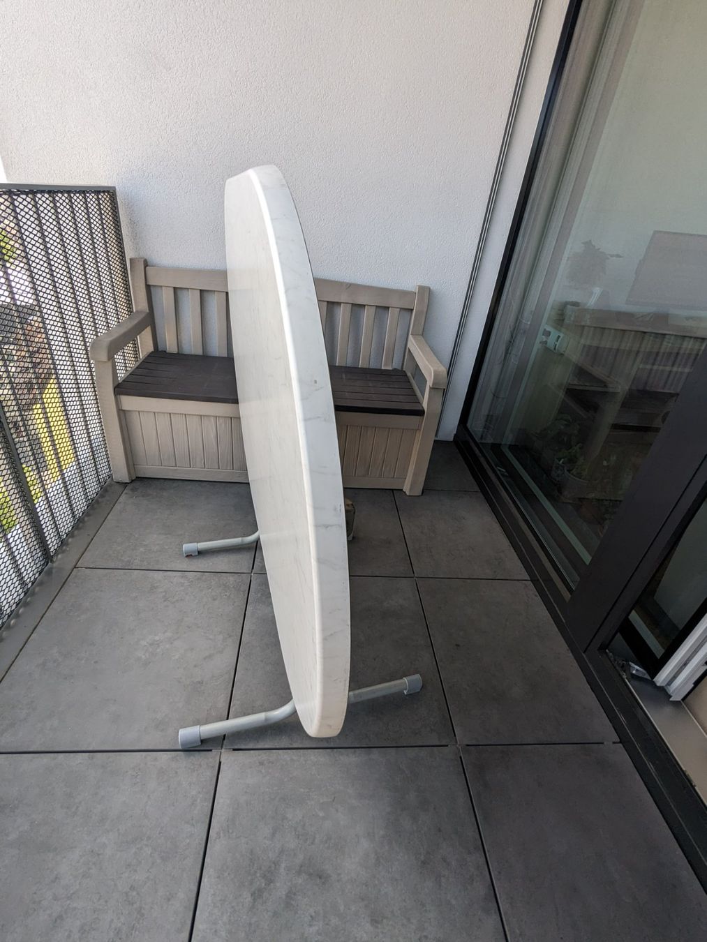 Tavoli: Table de balcon ou de jardin en Werzalit – Usato da LAUSANNE venduto da Fabir 1