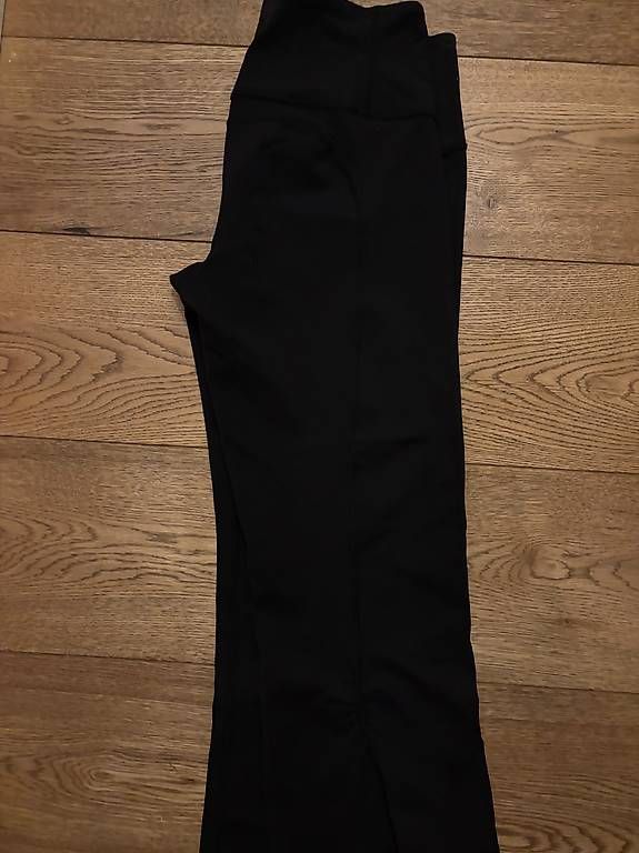 Pantaloni: Lululemon Pants 3/4 M – Usato da Klingnau venduto da Mowi0309 2