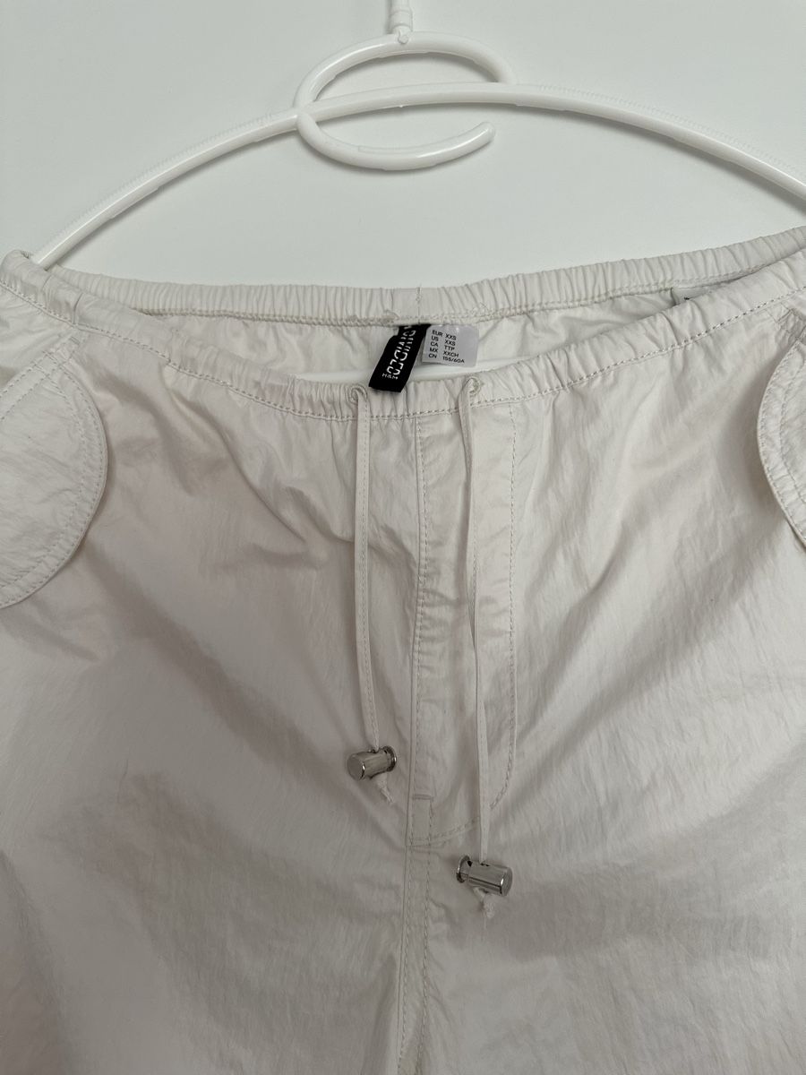 H&M Pantaloni: Hose Oversize-Style beige/weiss Gr. XXS – Nuovo (secondo la descrizione) da Ermatingen venduto da nic_x2tf 2