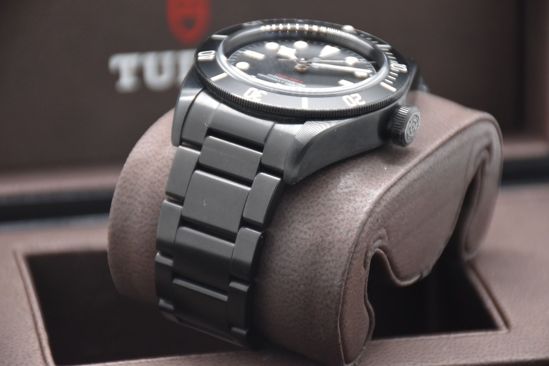 Tudor Orologi: Tudor Black Bay Dark Ref. 79230DK, Full-Set – Usato da Zug venduto da eMDi_Collection 6