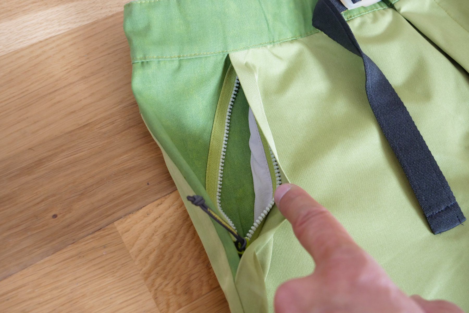 Vaude Pantaloni: Pantalon VAUDE Green Core 3L - L / 52 – Nuovo (secondo la descrizione) da Ependes FR venduto da Nada84 3