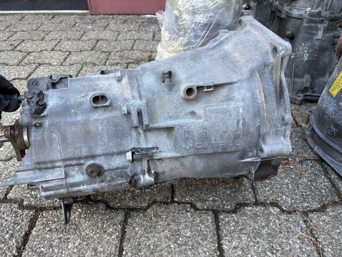 BMW Tutti pezzi di ricambio auto: Bmw e36 Getrag 5 Gang Schaltgetriebe – Usato da Zürich venduto da Bimmer3 1