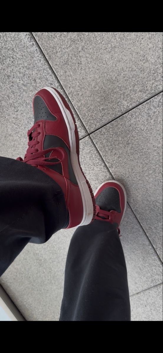 Nike Scarpe da uomo: Sneaker Nike Dunk Low Bordeaux-Schwarz  Gr. 40.5 – Nuovo (secondo la descrizione) da Basel venduto da Lara0104 4