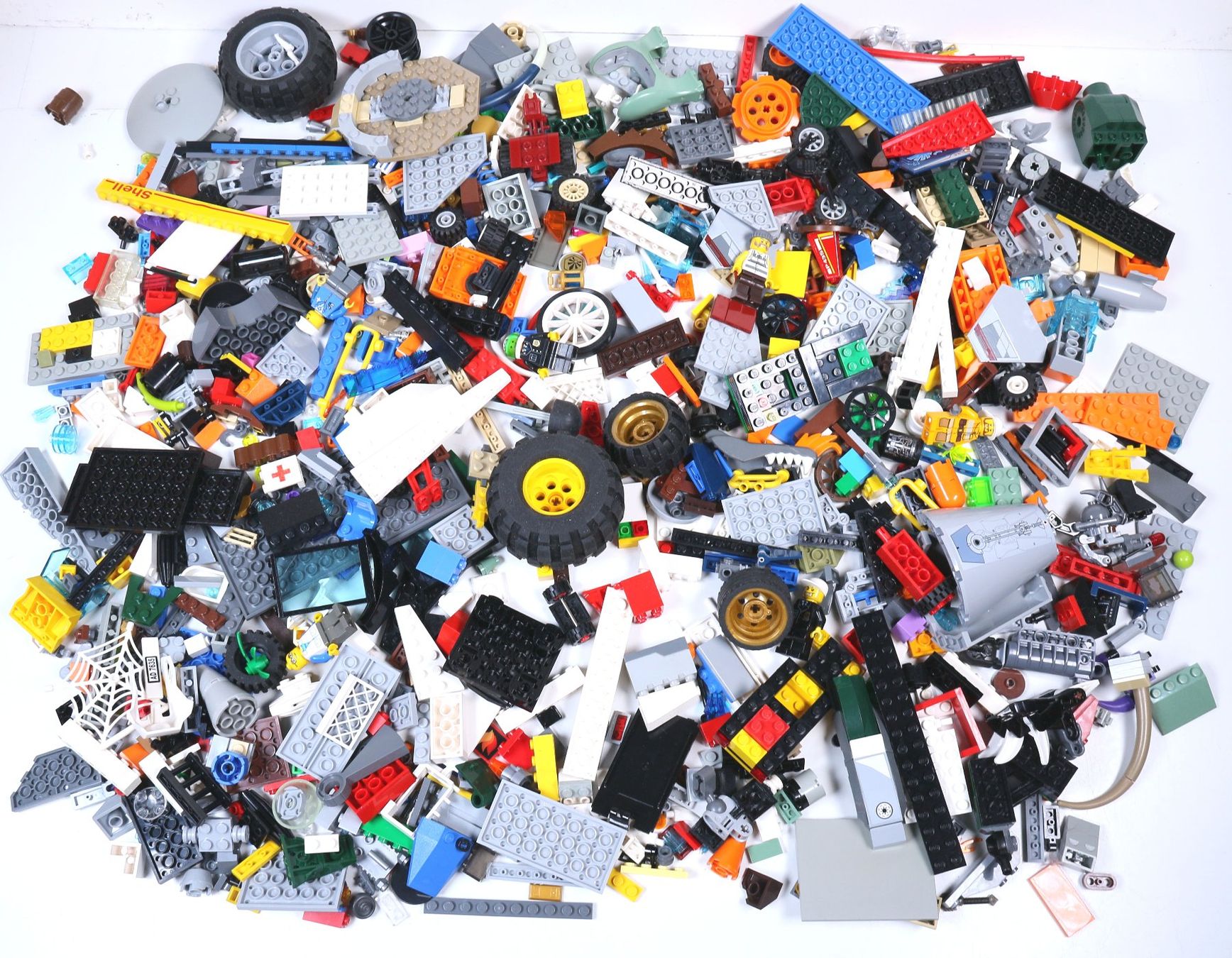 Lego Baukästen: 1.5 kg. Legoteile mit Minifiguren – Gebraucht aus Hettlingen von Scholi99