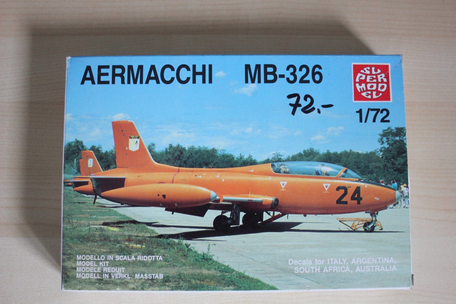 Kit di modellismo & Modellini statici: Modell 1:72 - Aermacchi MB-326 von Supermodel – Nuovo (secondo la descrizione) da Koppigen venduto da F4Fan