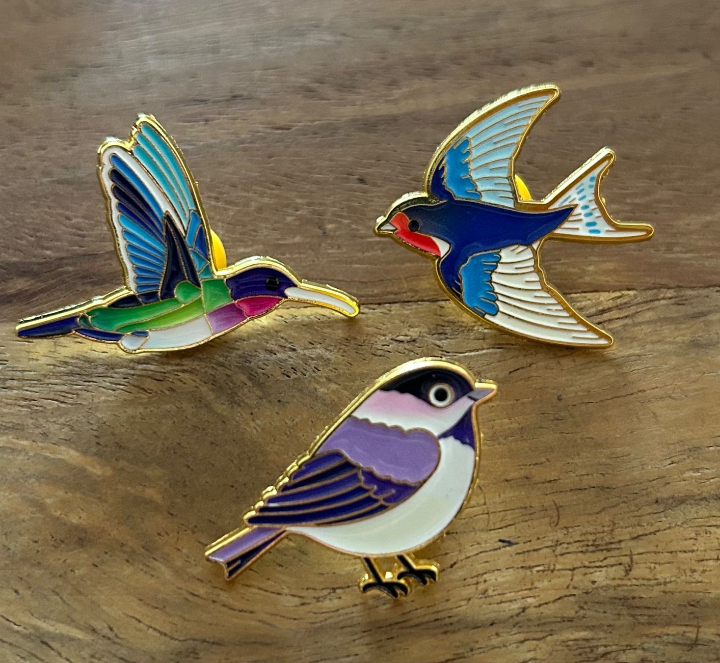 Placchette & Badge: Set 3x Pin Vogel – Nuovo e nell'imballaggio originale da Geneve venduto da vane267